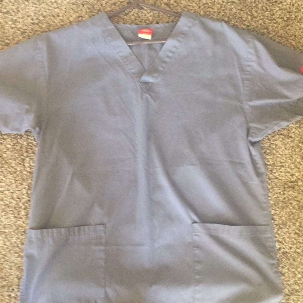 Scrub top